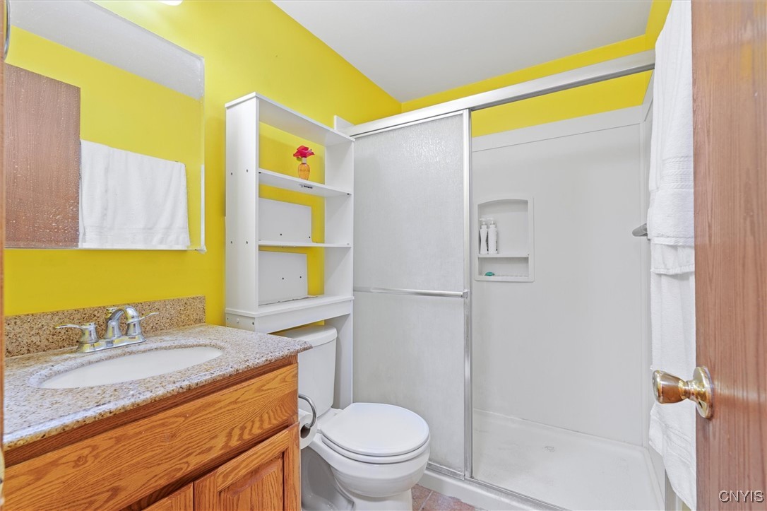 5575 Imperia Lane, Clay, New York image 16