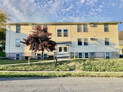 Apartment For Rent - 200 Erickson Street<br/> Syracuse, NY 13206