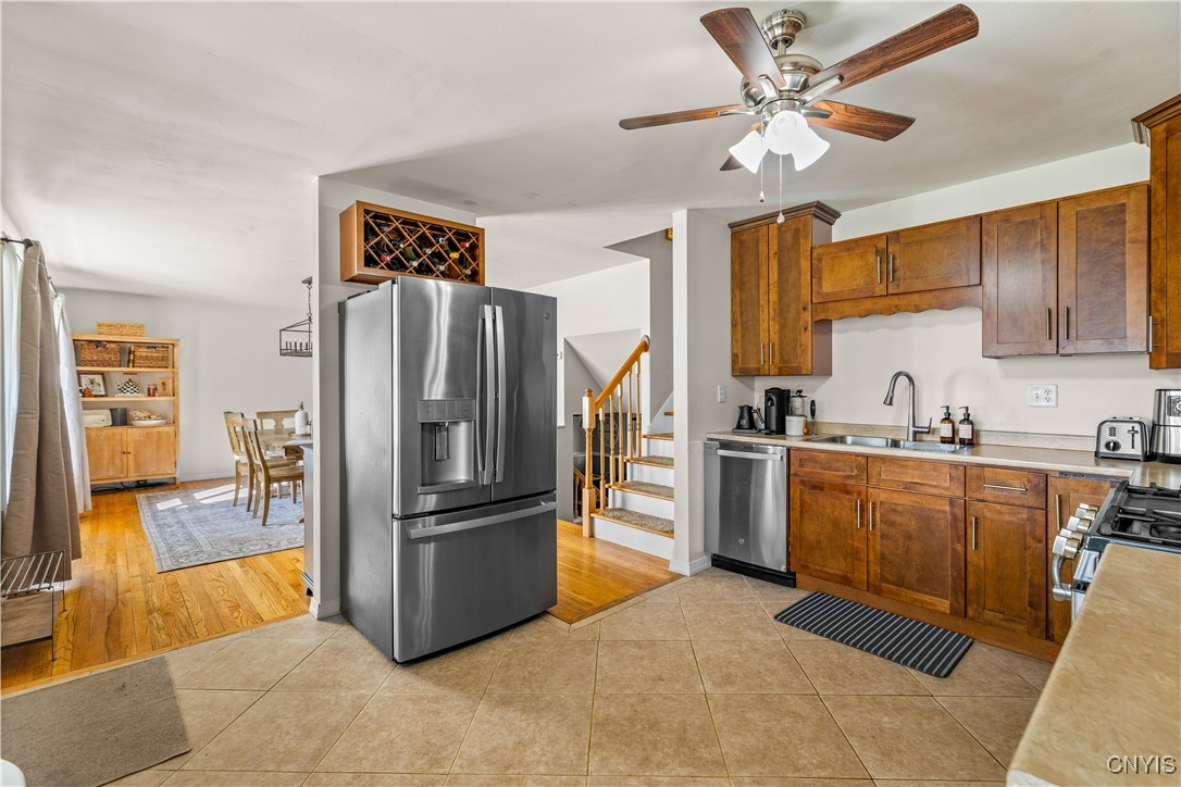 424 Van Dyke Road, Utica, New York image 7