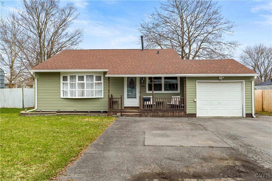 424 Van Dyke Road, Utica, New York image 1