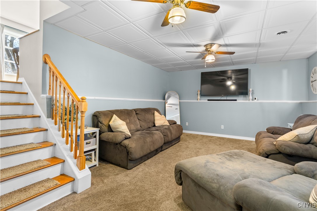424 Van Dyke Road, Utica, New York image 21