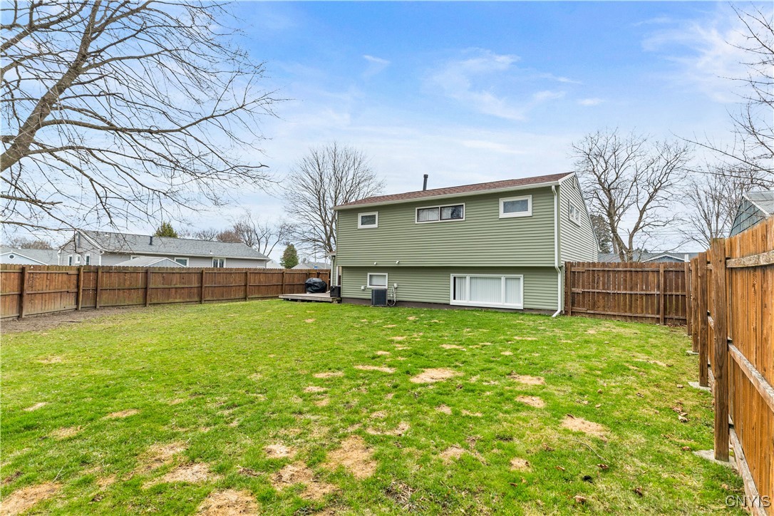 424 Van Dyke Road, Utica, New York image 28