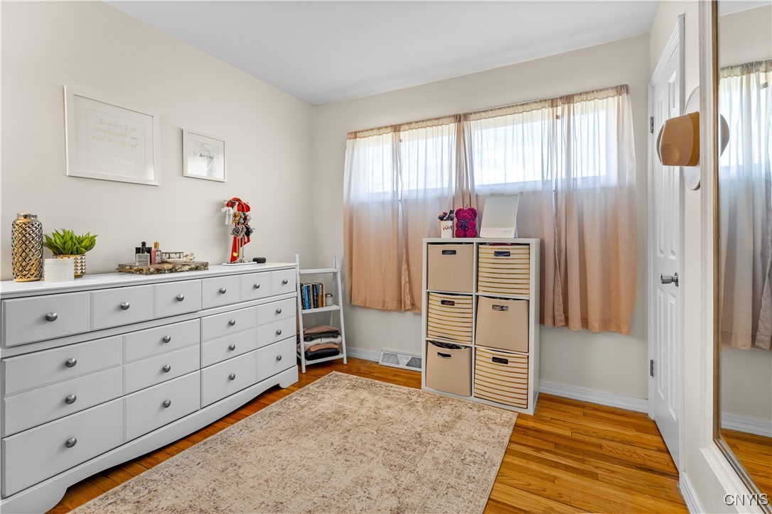 424 Van Dyke Road, Utica, New York image 14