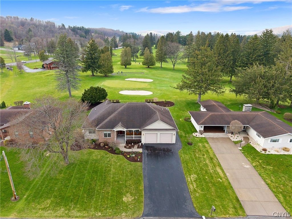 Photo of 1239 Bell Dr Dr, Cortlandville, NY 13045 (MLS # S1672940)
