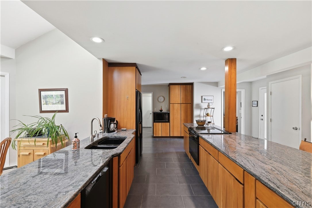 4979 Temperance Hill Road