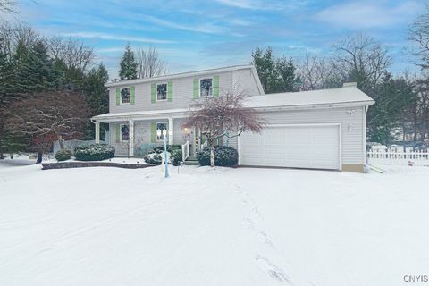 Photo of 10 Morgan Lane, New Hartford, NY 13413 (MLS # S1659197)