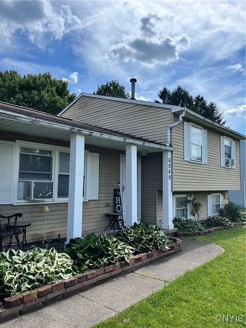 Tiny photo for 6049 Bannister Drive, Cicero, NY 13039 (MLS # S1660766)