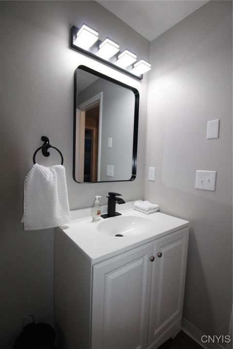 Tiny photo for 6049 Bannister Drive, Cicero, NY 13039 (MLS # S1660766)