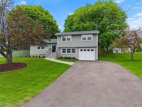 Tiny photo for 36 Elm Hill, Camillus, NY 13031 (MLS # S1684995)