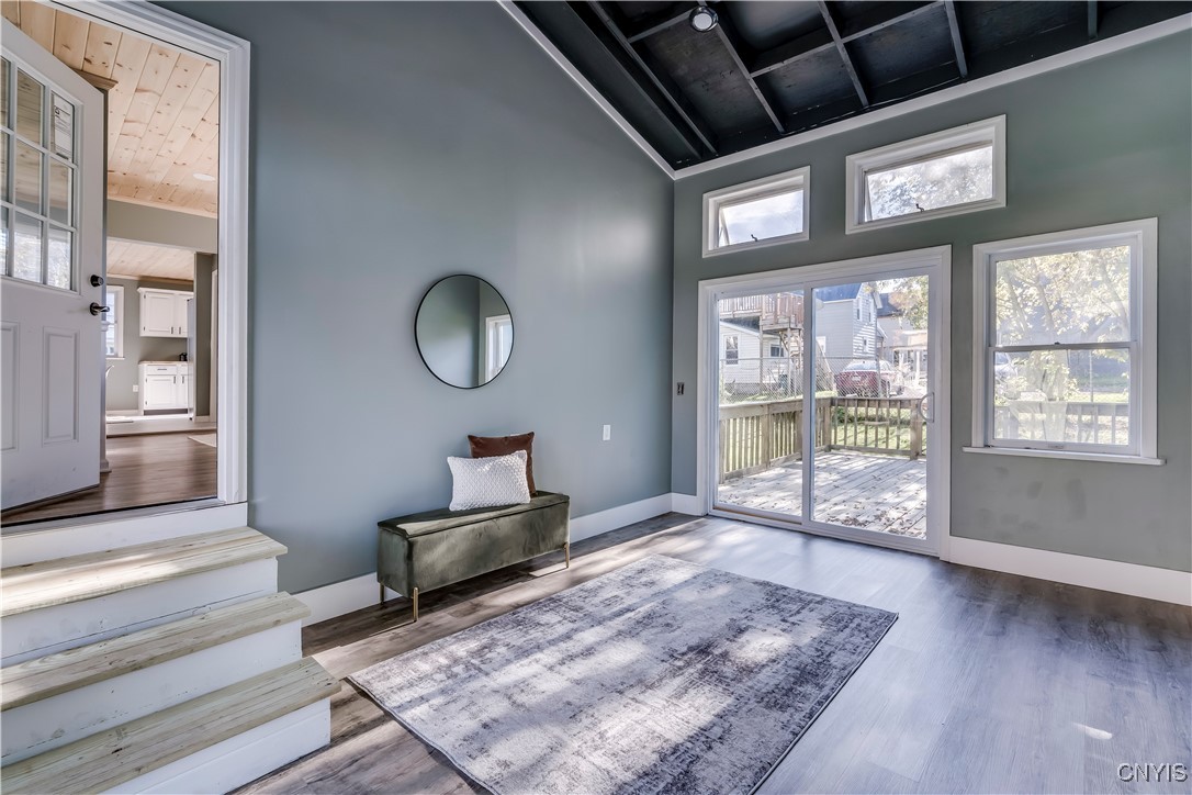 1005 Superior Street