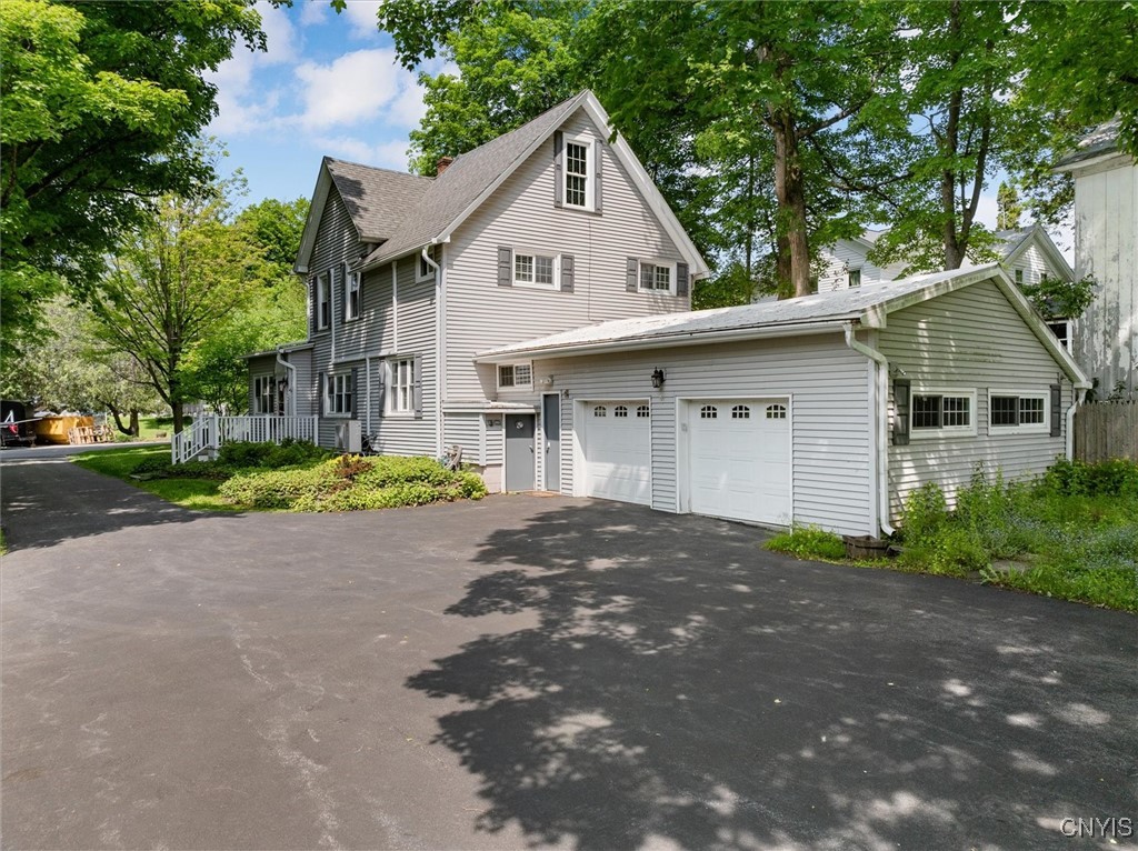 53 University Avenue, Hamilton, New York image 3
