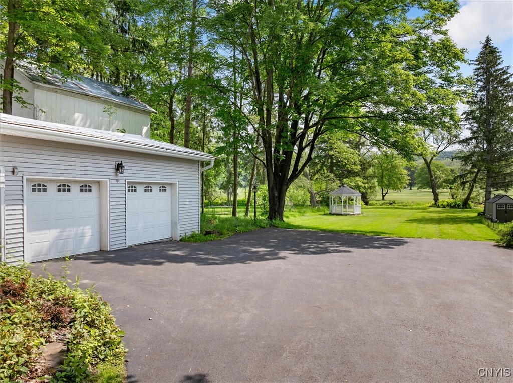 53 University Avenue, Hamilton, New York image 4