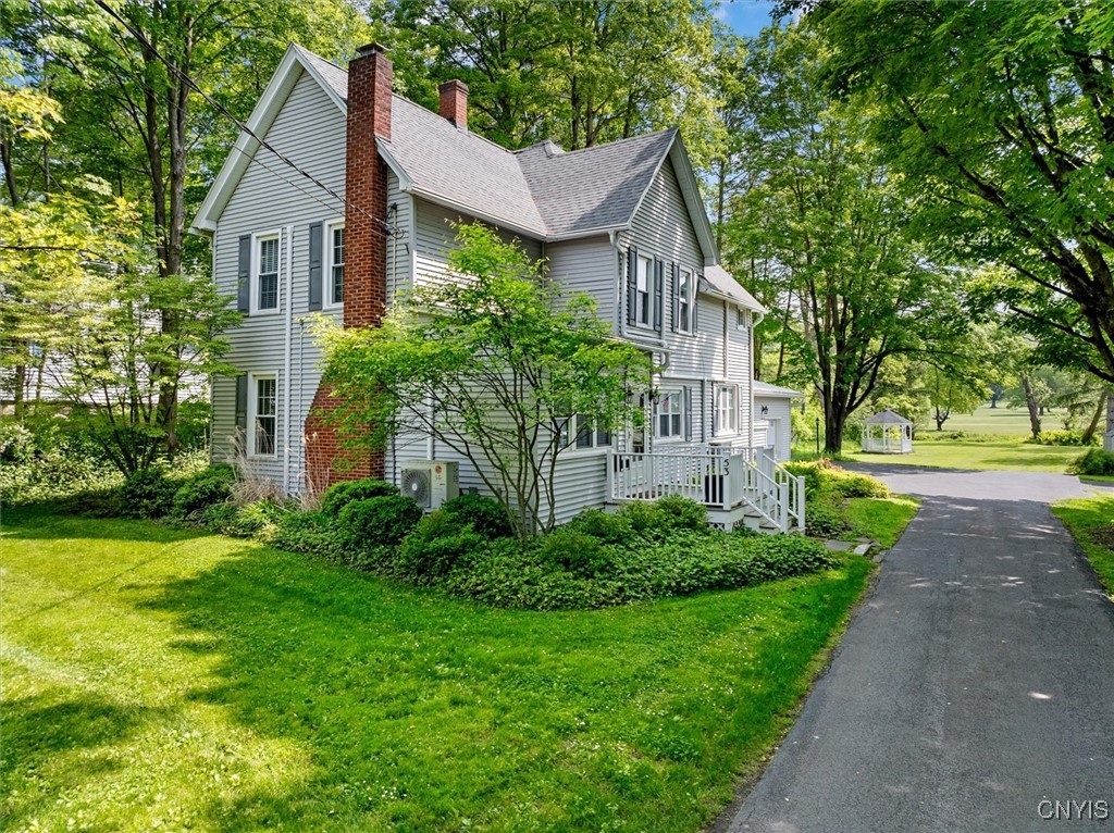 53 University Avenue, Hamilton, New York image 1