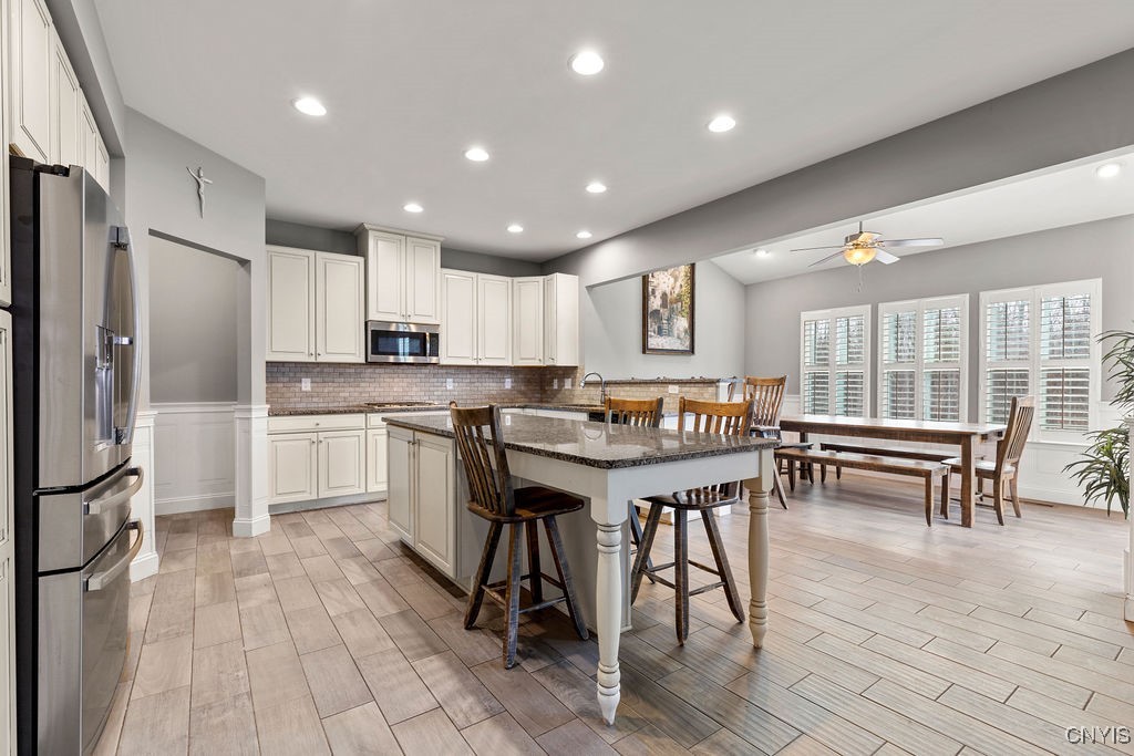 8490 Melo Circle, Clay, New York image 17