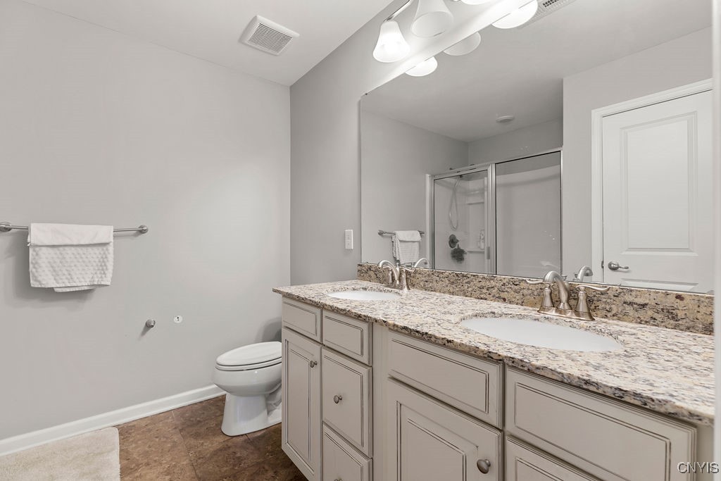 8490 Melo Circle, Clay, New York image 36