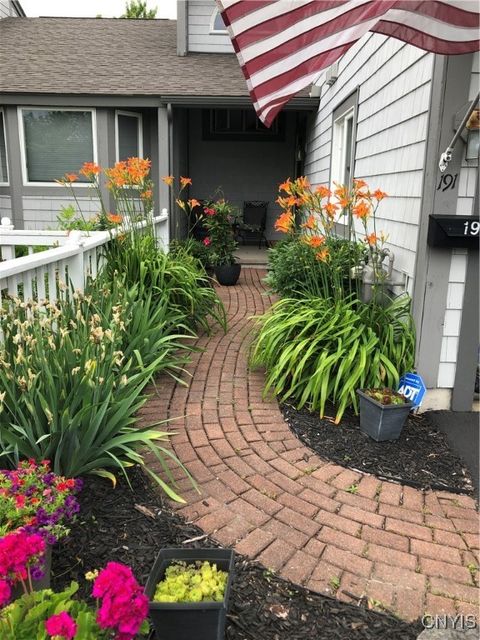 Photo of 191 Summerhaven Drive S, Manlius, NY 13057 (MLS # S1652769)