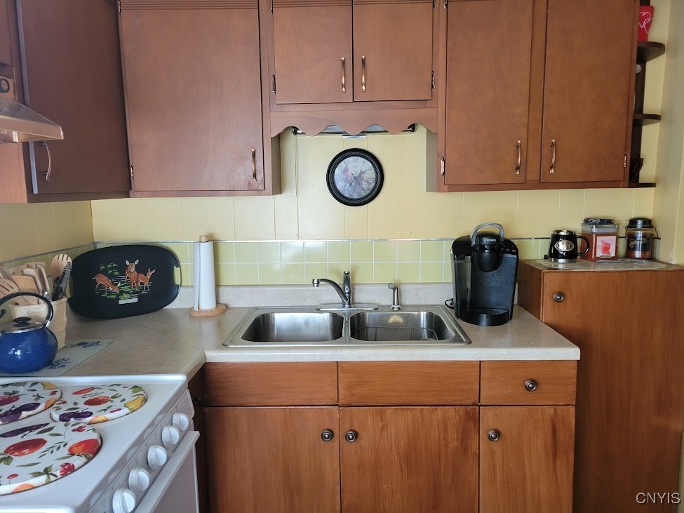 177 E Gouvello Street, Cape Vincent, New York image 17