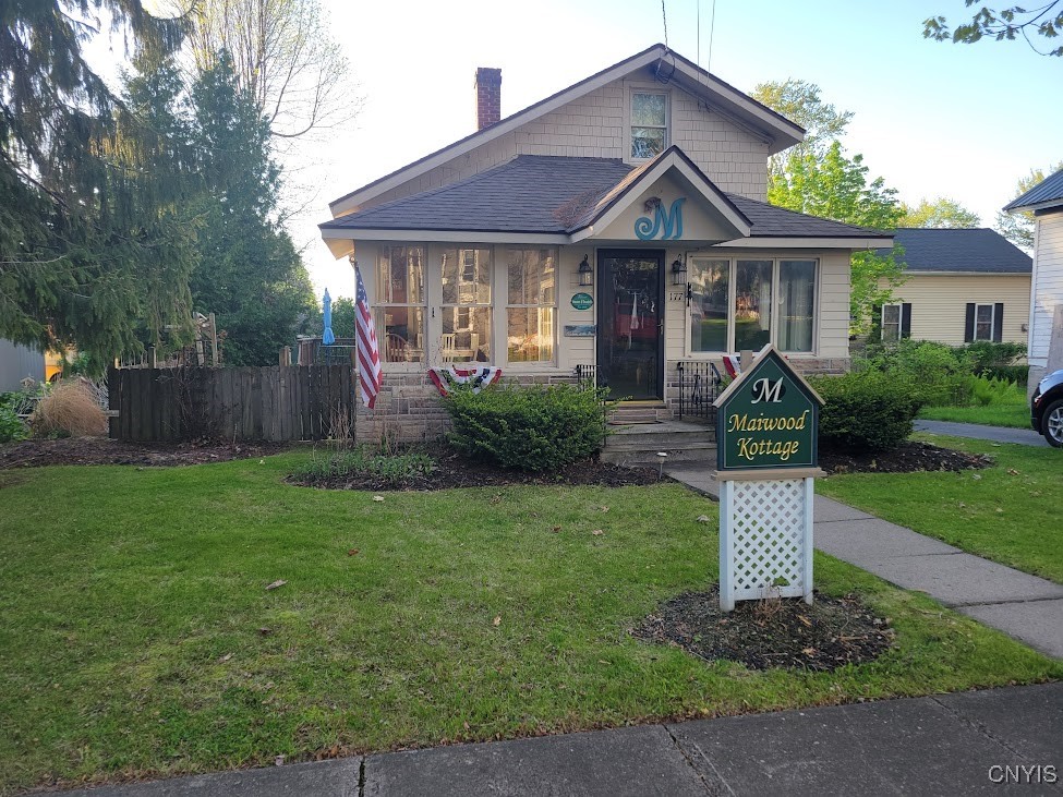 177 E Gouvello Street, Cape Vincent, New York image 2