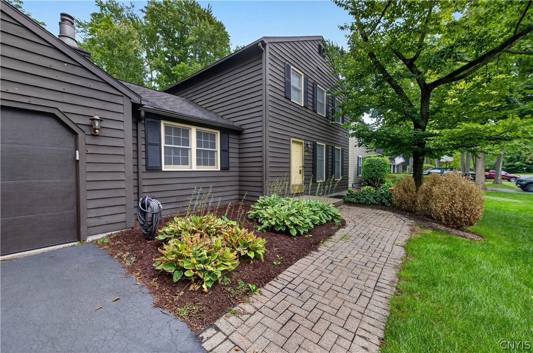 8786 Radburn Dr
