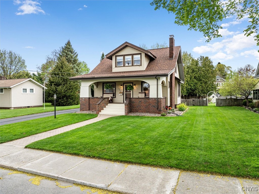 138 E Noyes Boulevard, Vernon, New York image 3
