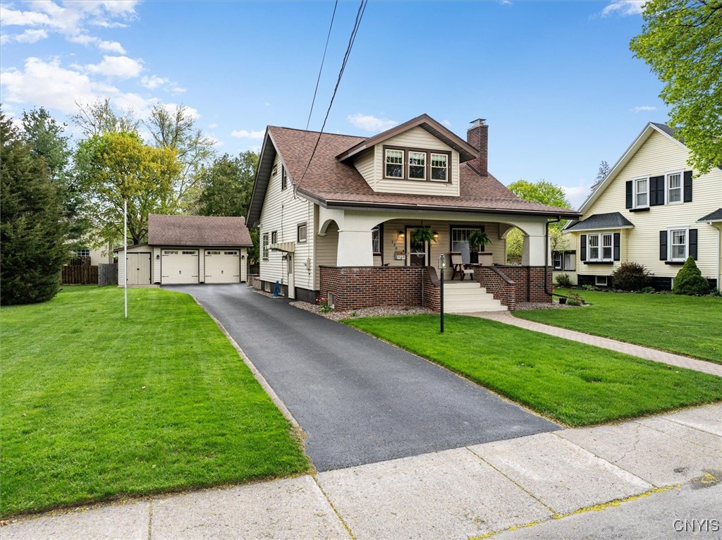 138 E Noyes Boulevard, Vernon, New York image 2