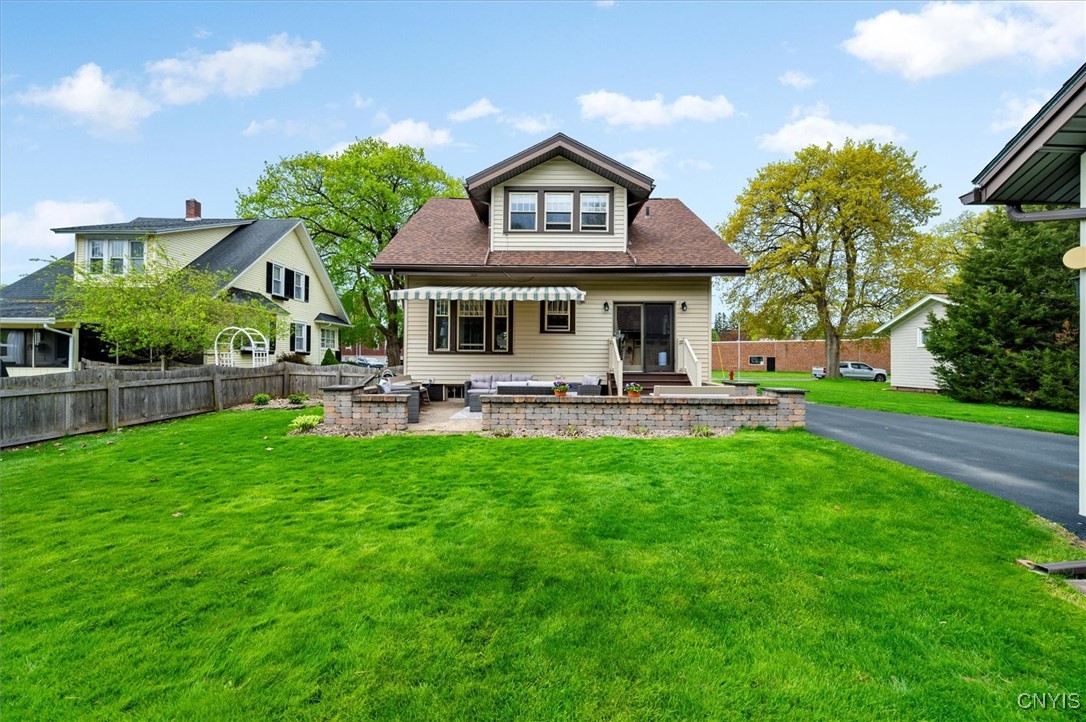 138 E Noyes Boulevard, Vernon, New York image 8
