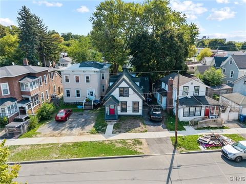 Tiny photo for 708 E Laurel Street, Syracuse, NY 13203 (MLS # S1660393)