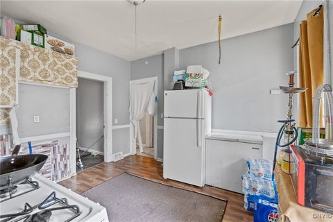 Tiny photo for 708 E Laurel Street, Syracuse, NY 13203 (MLS # S1660393)