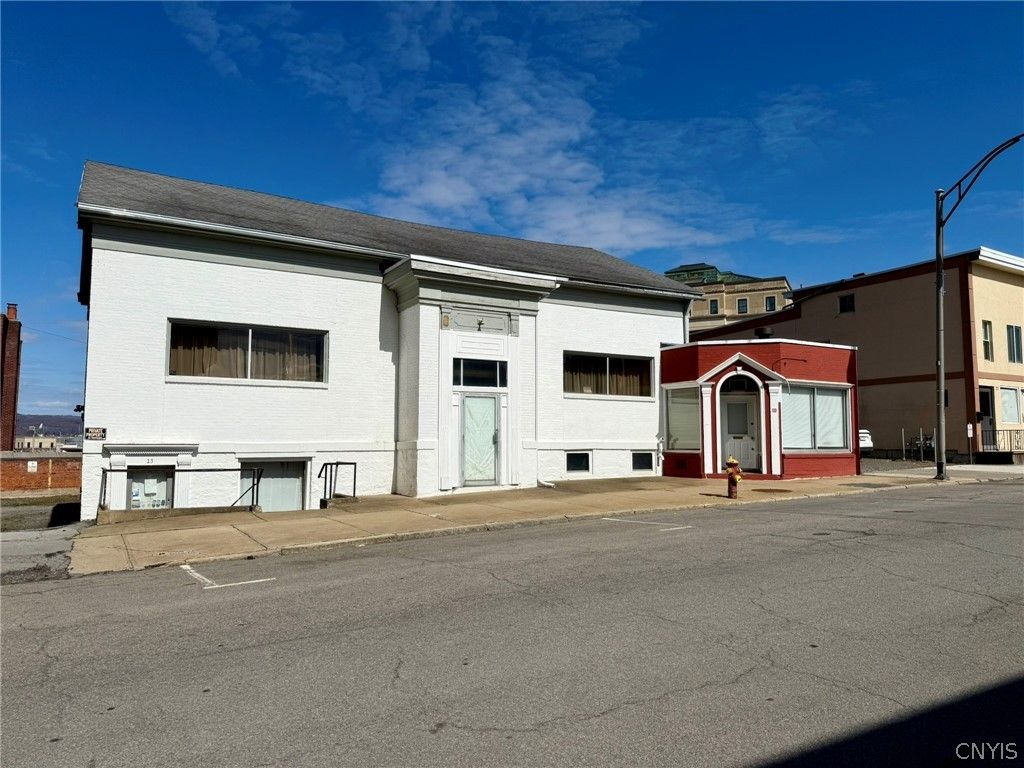 Photo of 23 Devereux Street, Utica, NY 13501 (MLS # S1673184)
