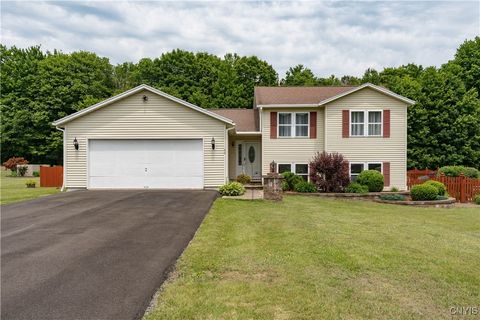 40 Phyllis Lane Hastings NY 13076