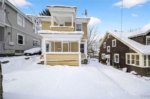 Photo of 162 Reed Avenue, Syracuse, NY 13207 (MLS # S1656308)