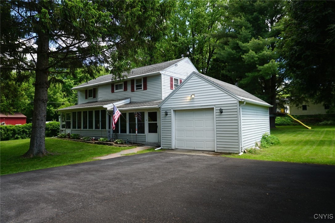 12 Phillips St