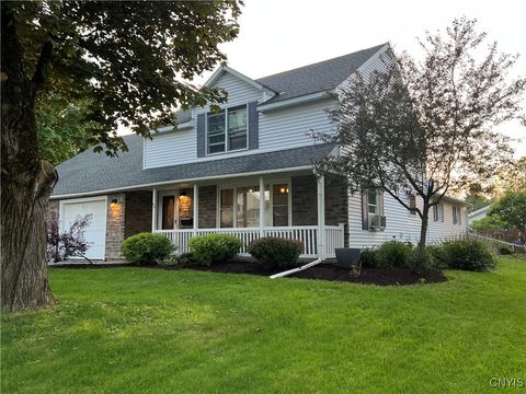 60 Cambridge Road Whitesboro NY 13492