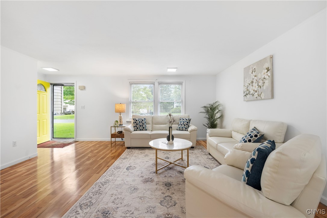 5962 Pony Lane, Cicero, New York image 7