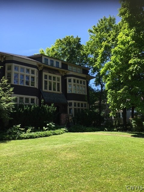 Apartment For Rent - 1618 James Street #3<br/> Syracuse, NY 13203