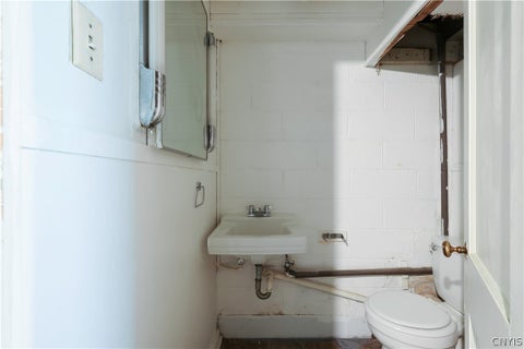 Tiny photo for 3402 Bellevue Avenue, Onondaga, NY 13219 (MLS # S1702629)