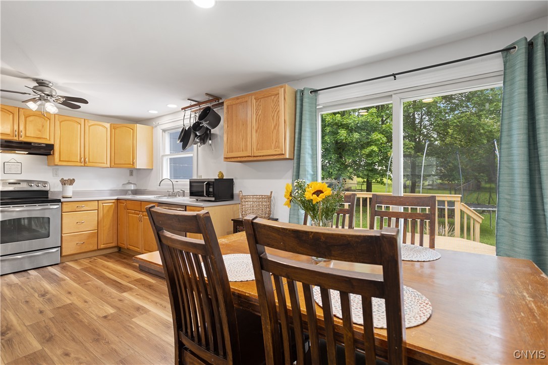 4229 Hunting Creek Drive, Clay, New York image 15
