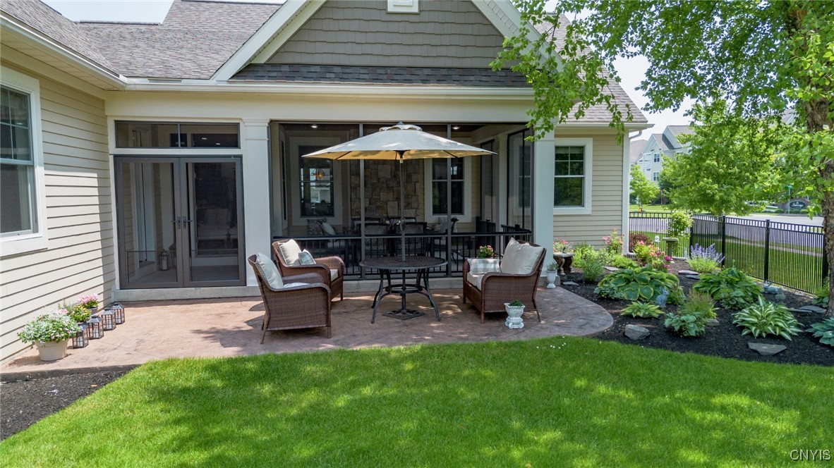 3389 Long Shadow Drive