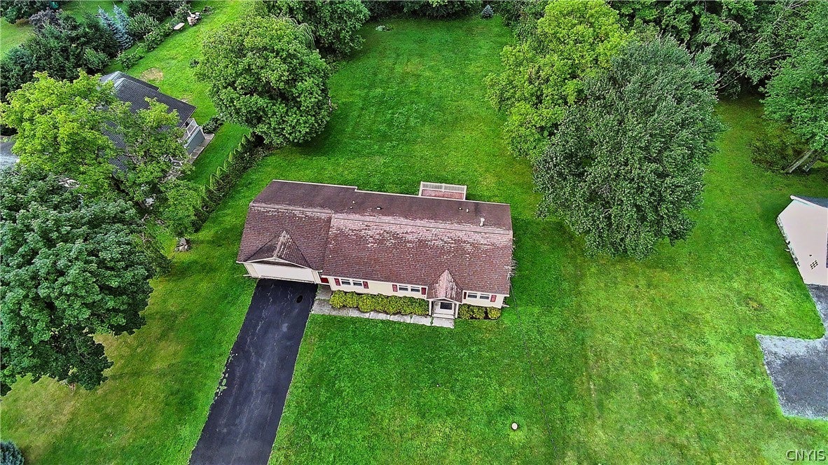 8323 Westmoreland Road