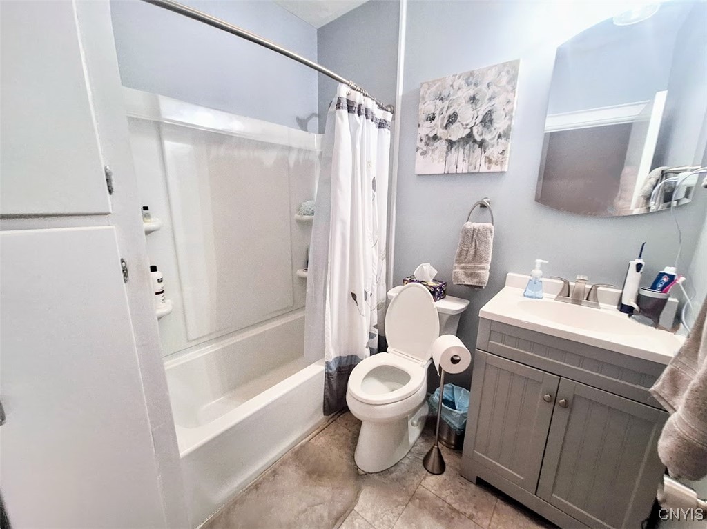 7 Genesee Court, Utica, New York image 23