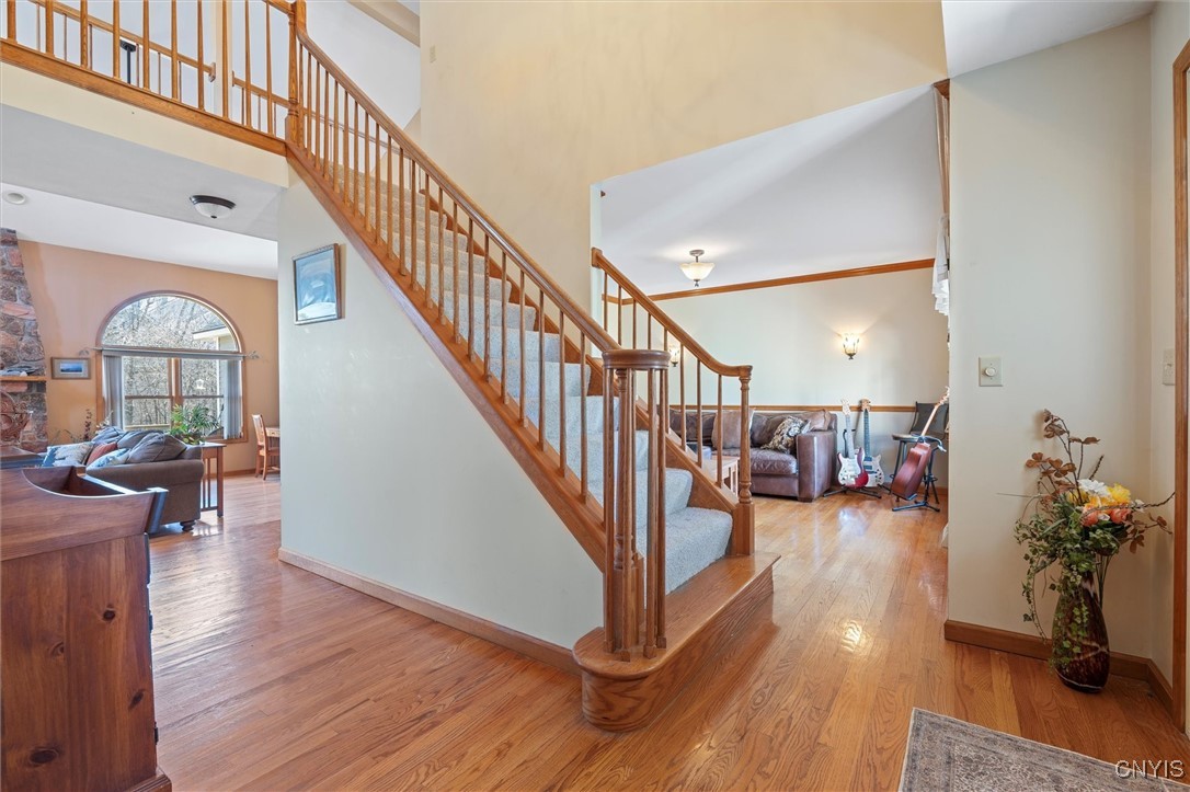 7698 Foxtail Pnes, Clay, New York image 5