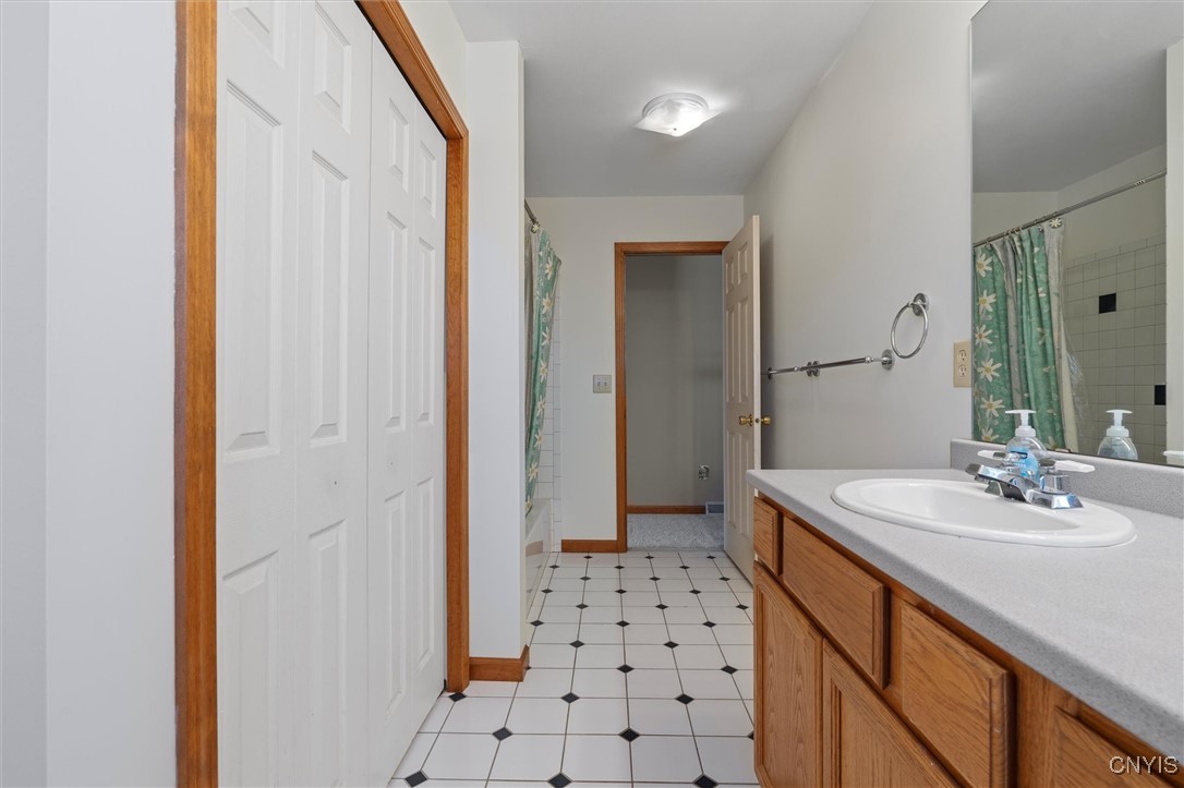 7698 Foxtail Pnes, Clay, New York image 26