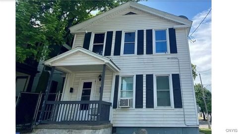 Photo of 515 Henry Street, Utica, NY 13502 (MLS # S1655237)