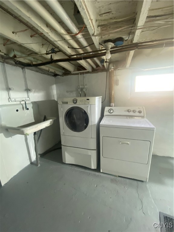 223 Primo Avenue, Sherrill, New York image 28