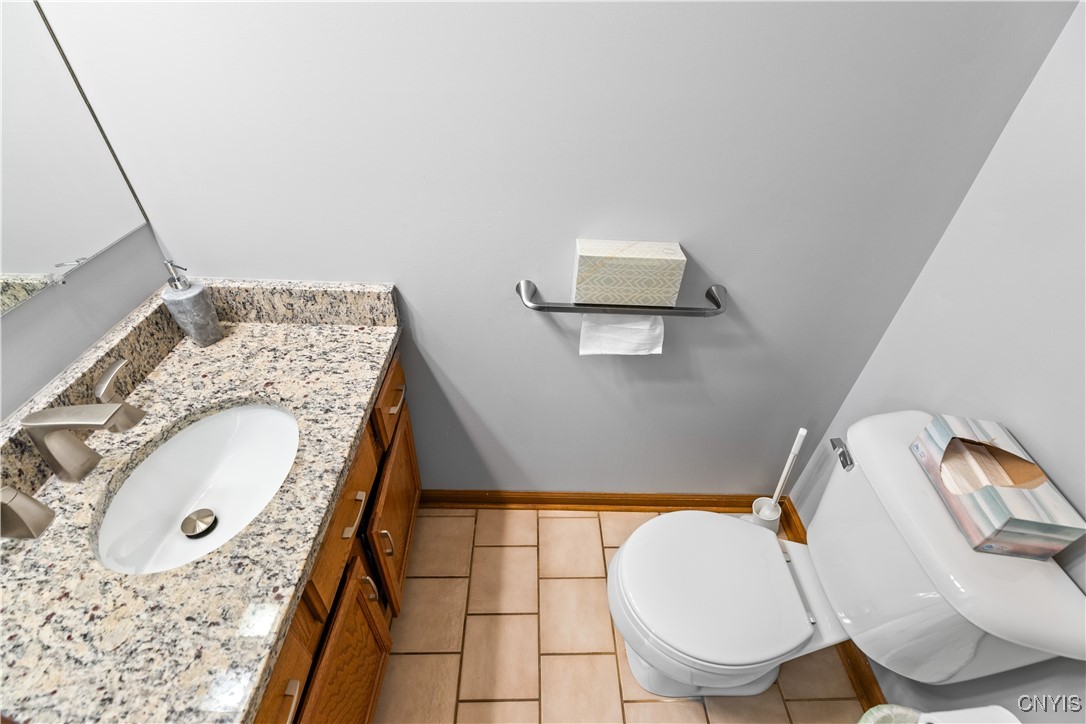 8322 Parker House Path, Cicero, New York image 9
