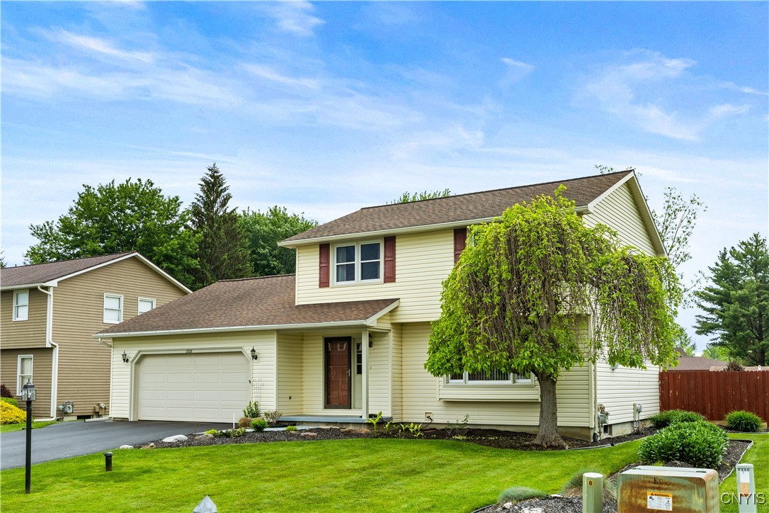 8322 Parker House Path, Cicero, New York image 4