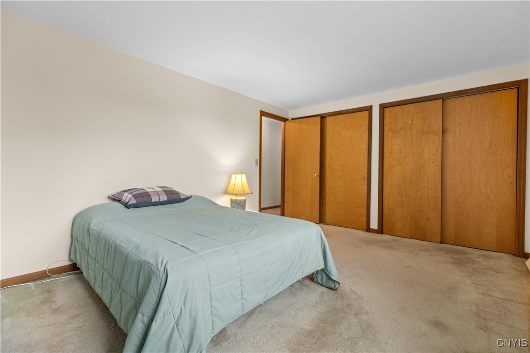 8322 Parker House Path, Cicero, New York image 24