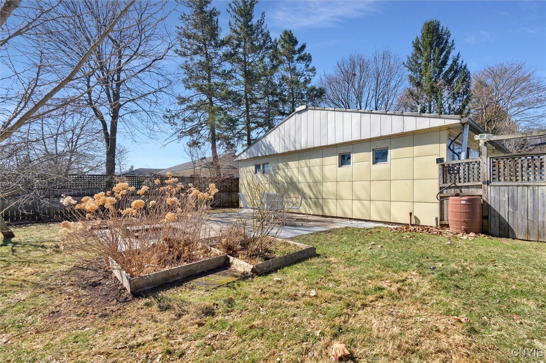 121 Manor Drive, Syracuse, New York image 34