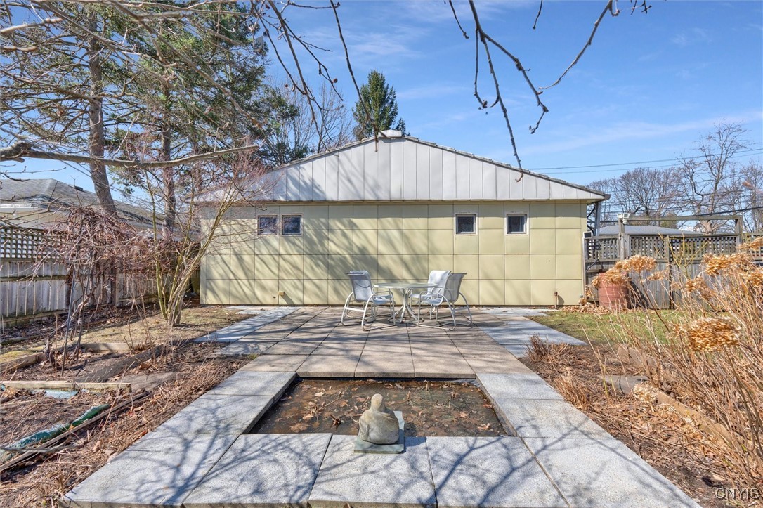121 Manor Drive, Syracuse, New York image 35