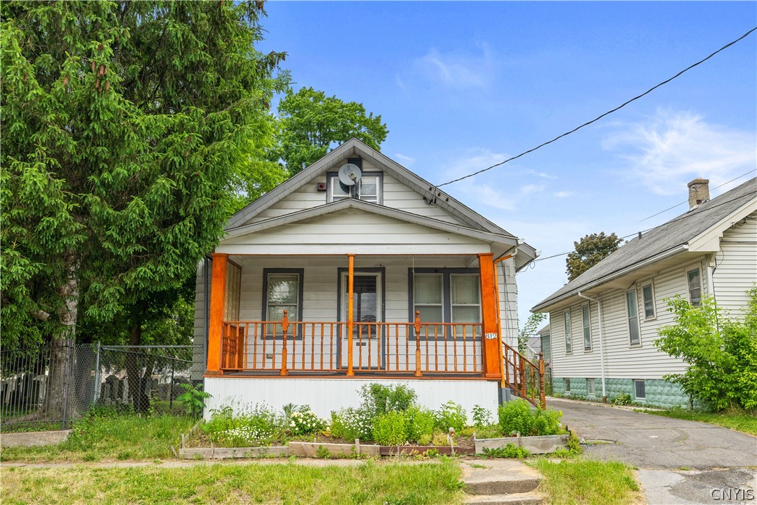 812 Watson Place